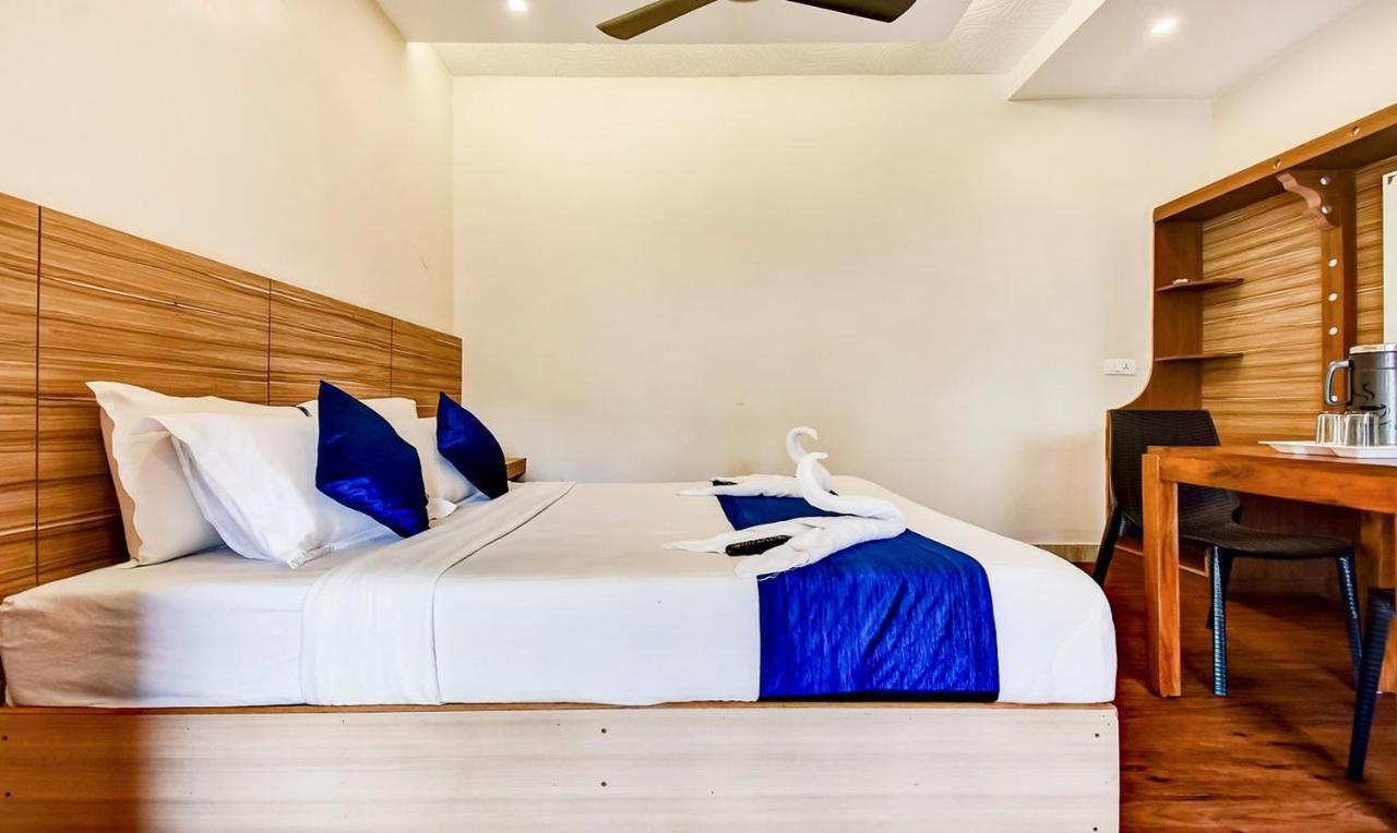 Hotel Fabexpress Luminos Dwelling Ikka Nagar Munnar Esterno foto